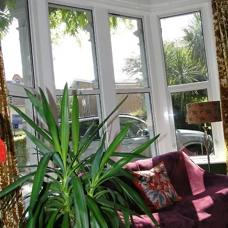 Guest house Rockleaze